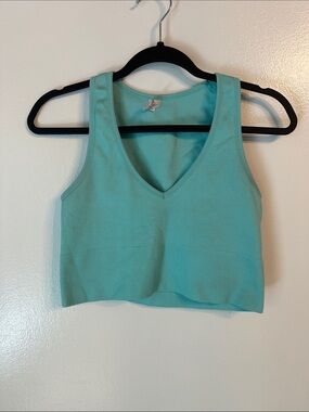 90 Degree By Reflex Ribbed V-Neck Crop Tank - Aqua/Turquoise M